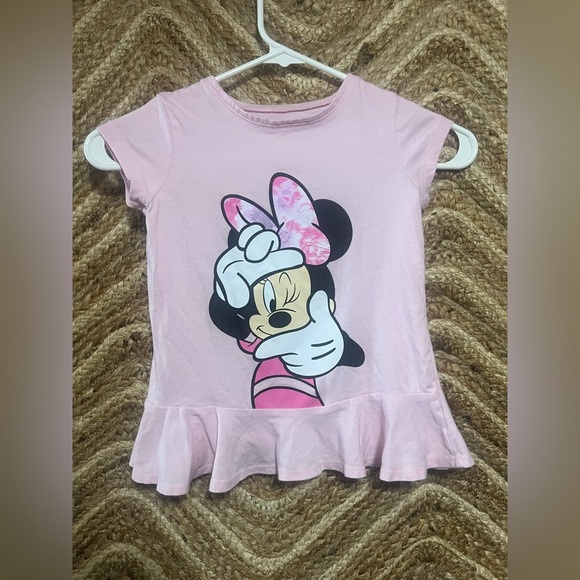 Disney Children's Short Sleeve Minnie Mouse Graphic Tee, Peplum,Girl's Size 6 - Picture 1 of 7